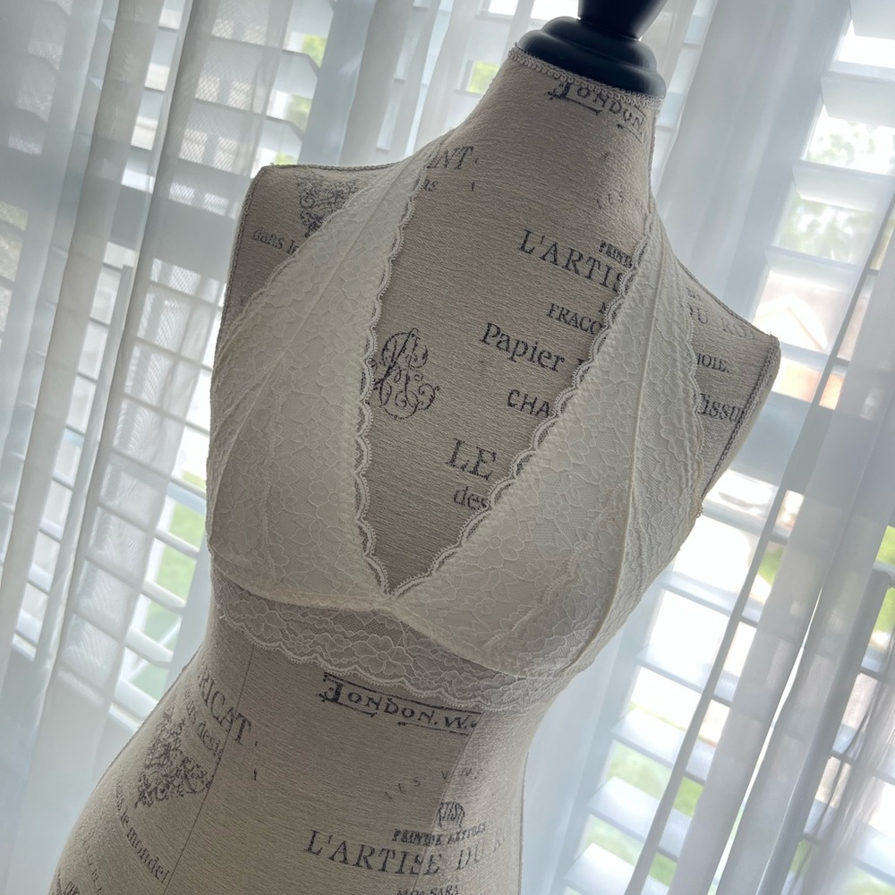 Gilly Hicks Lace Bralette